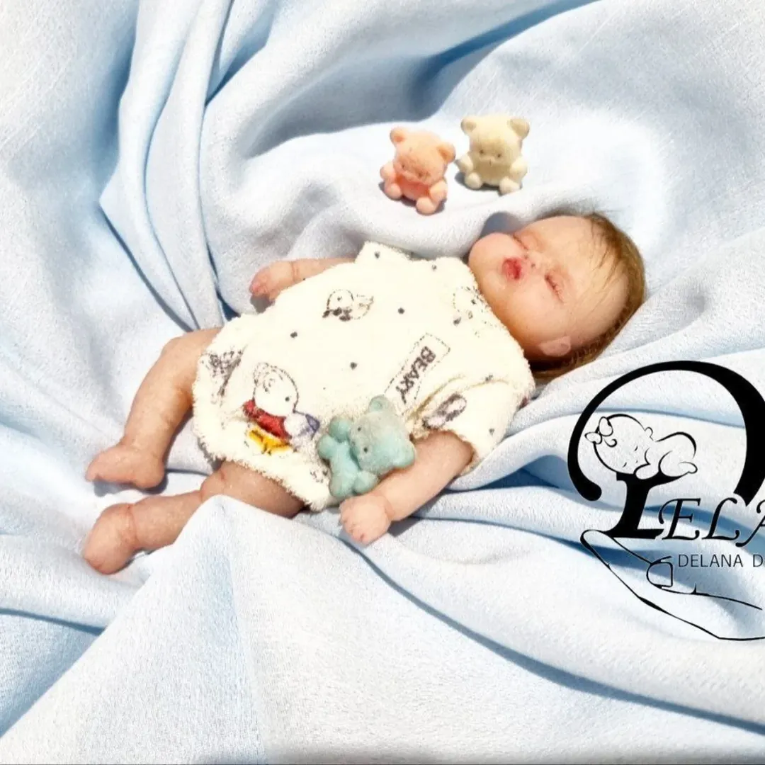 عروسک سیلیکونی تمام دستساز دلانا