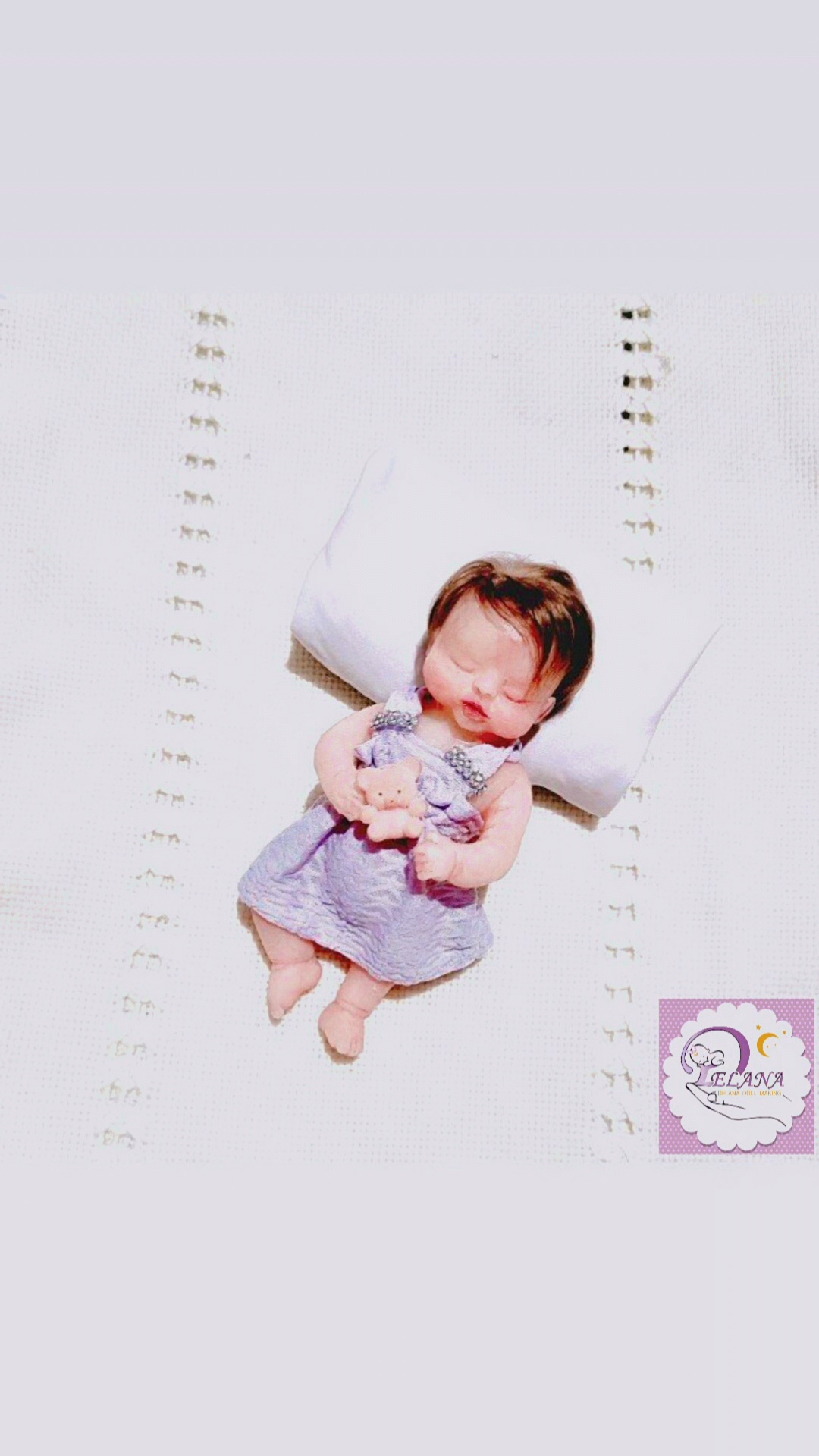 عروسک سیلیکونی